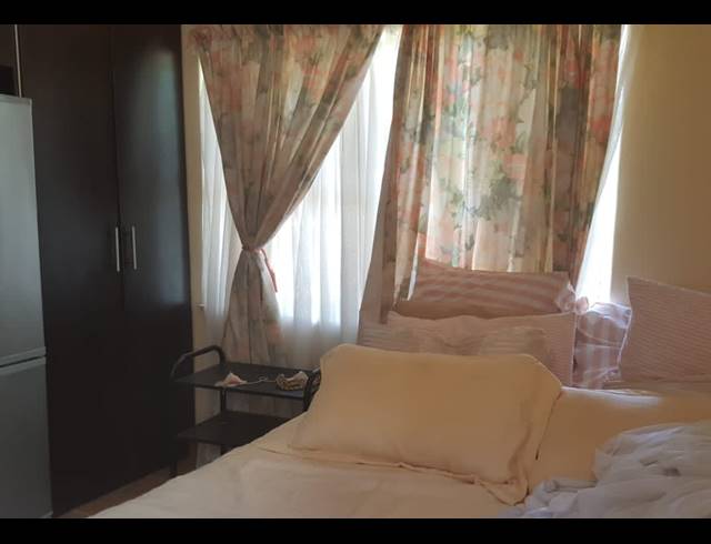 0 bed property to rent in GLEN AUSTIN AH